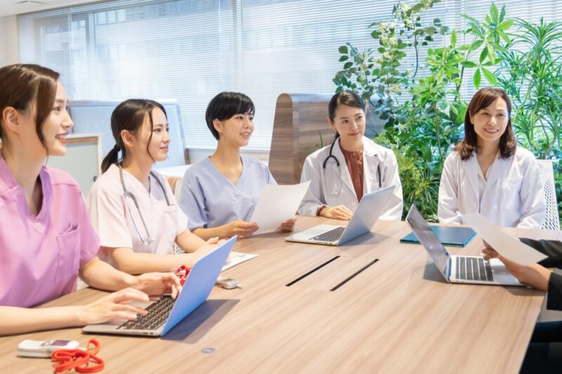 医療・介護業界の場合のステップイメージ