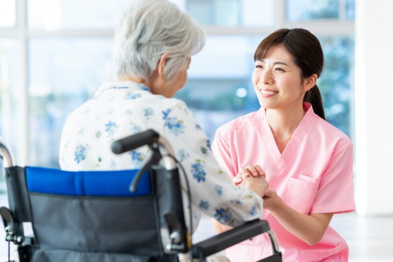 介護福祉士取得までのキャリアパス